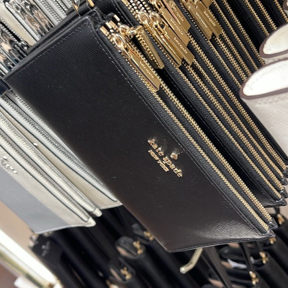 Kate Spade Madison Double Zip Wristlet Wallet Phone Case 
Black 
NWT - Picture 6 of 16